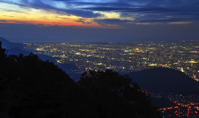 Sapporo Mt. Moiwa & Asahiyama Memorial Park Night View Trip - Asahiyama Memorial Park in 20 minutes