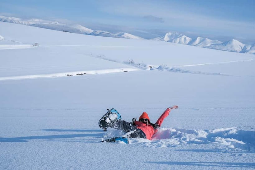 Snowshoeing on a Sparkling Biei Hill & Winter Cafe Time - Why this quiet Biei hill feels special